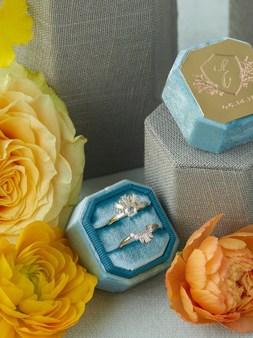 The Windemere Bevel Double Ring Box – The Box