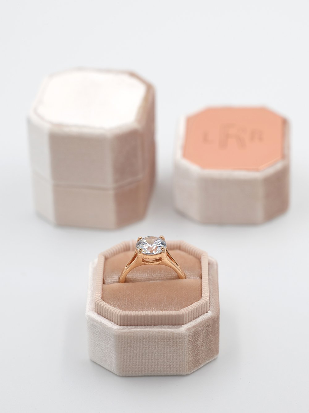 The Georgie Bevel Single Ring Box – The Box