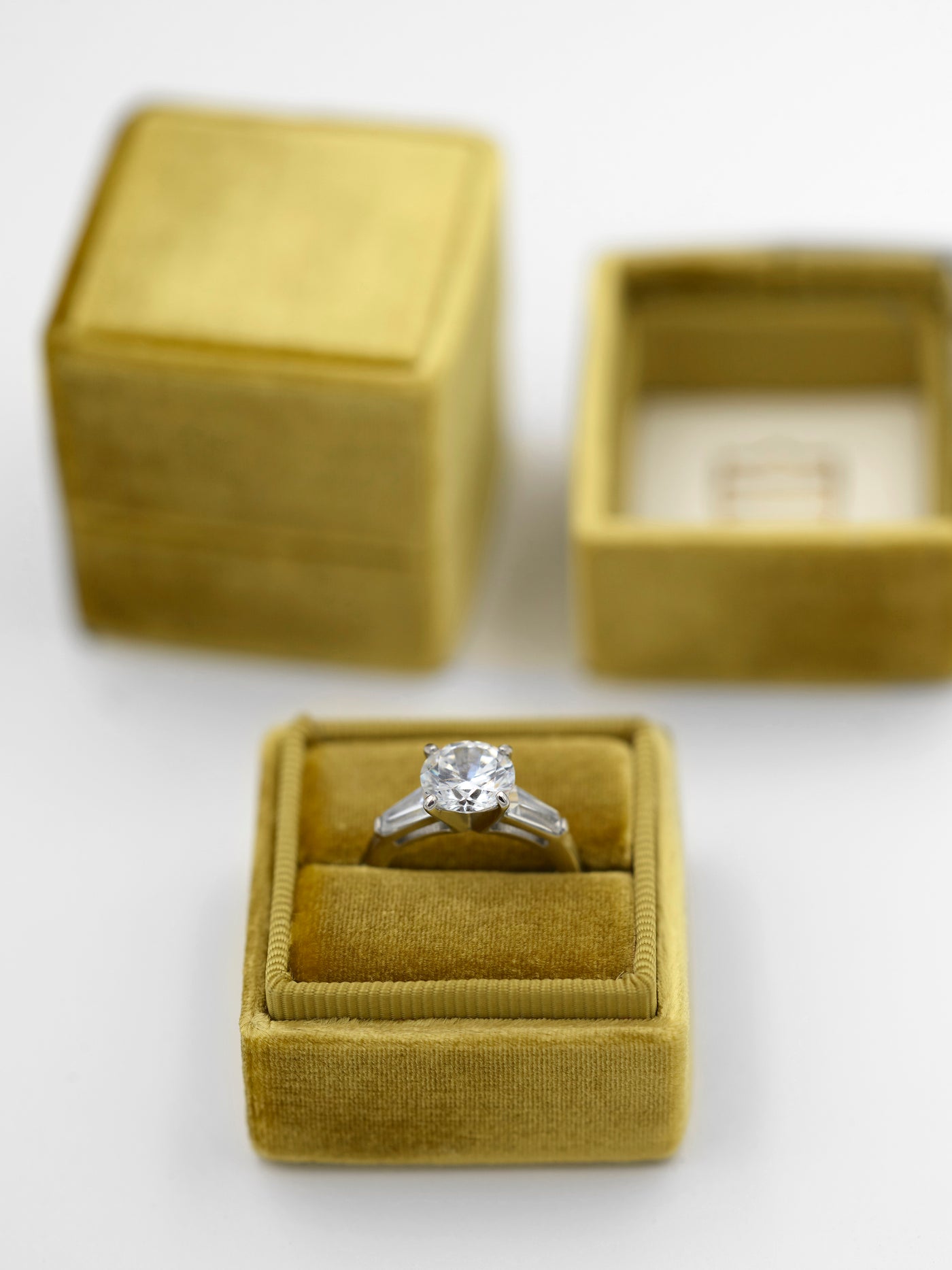 gold dark mustard ring velvet engagement wedding ring box